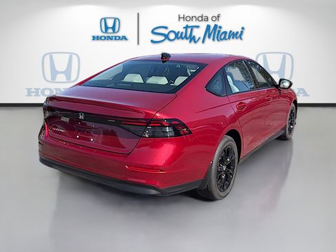 New 2025 Honda Accord SE image 7
