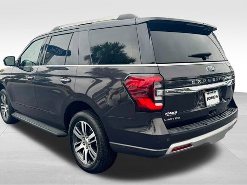 Certified 2024 Ford Expedition Limited image 17
