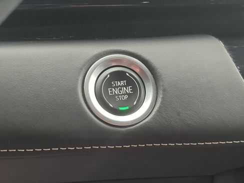 Certified 2023 Cadillac Escalade Premium Luxury Platinum AWD/4WD image 16