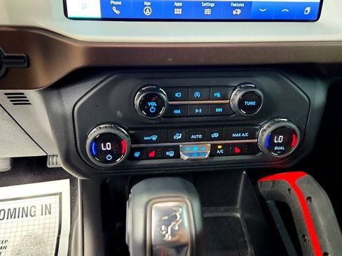 Used 2023 Ford Bronco Heritage Edition AWD/4WD image 17