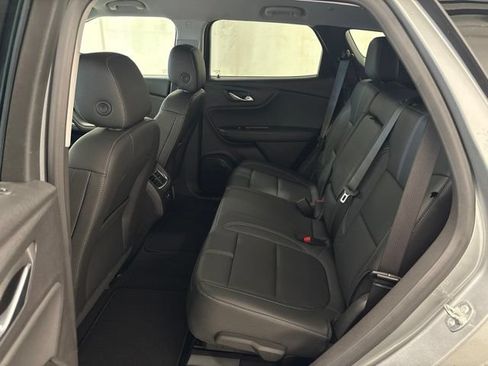 Used 2024 Chevrolet Blazer LT w/ Midnight/Sport Edition FWD image 32