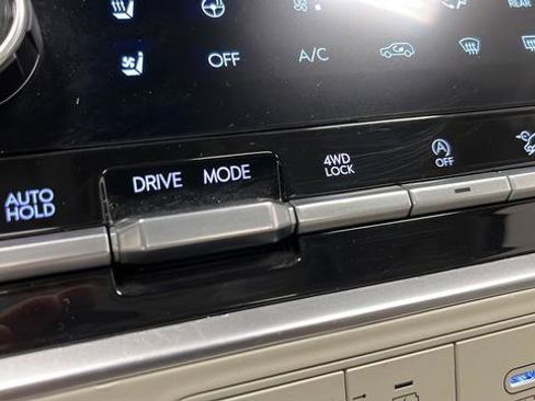 Used 2024 Hyundai Santa Fe Calligraphy AWD/4WD image 31