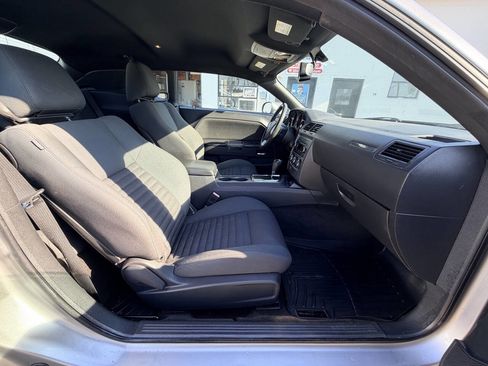 Used 2011 Dodge Challenger R/T image 42