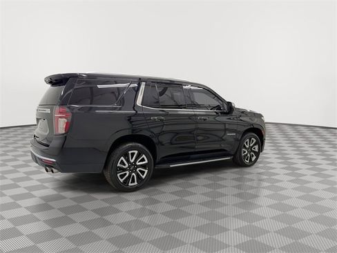 Used 2021 Chevrolet Tahoe Premier w/ Premium Package image 11