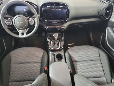 Used 2023 Kia Soul S FWD image 14