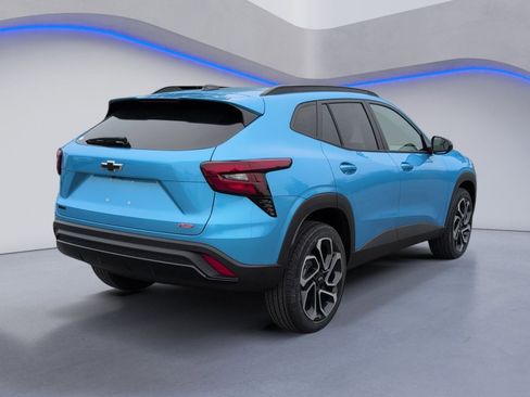 New 2026 Chevrolet Trax RS w/ Driver Confidence Package FWD image 3