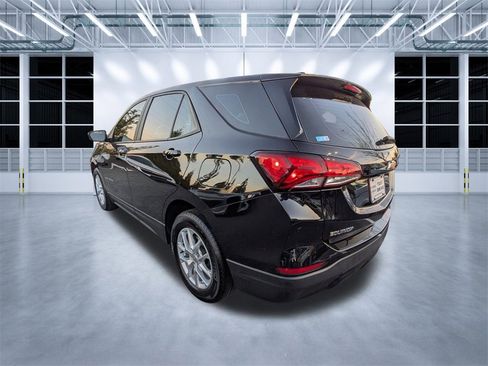 Used 2024 Chevrolet Equinox LS image 6