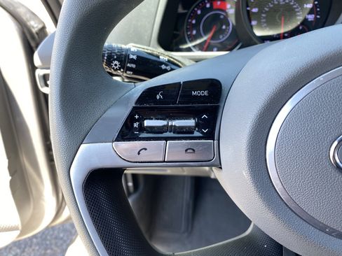 Certified 2023 Hyundai Elantra SEL FWD image 26