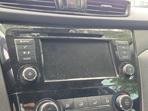 Used 2021 Nissan Rogue Sport S FWD image 20