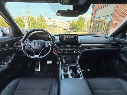 Used 2020 Honda Accord Sport image 21