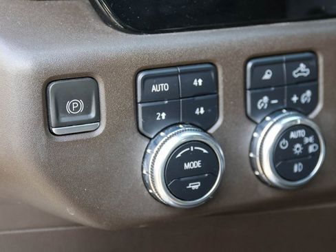 Used 2023 GMC Sierra 1500 SLT w/ SLT Premium Package image 13