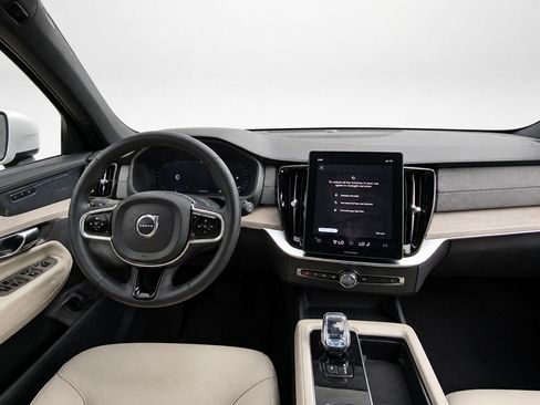 Certified 2026 Volvo XC90 B6 Plus AWD/4WD image 20