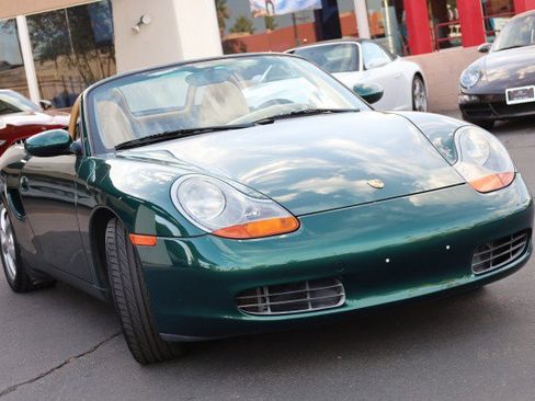 Used 2001 Porsche Boxster RWD image 2