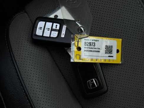 Used 2018 Honda Civic Touring image 37