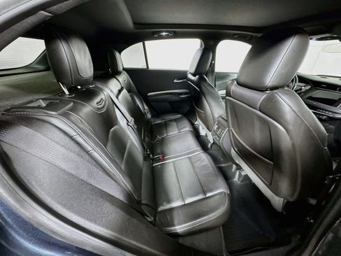 Used 2019 Cadillac XT4 Premium Luxury AWD/4WD image 28