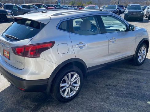 Used 2019 Nissan Rogue Sport SV w/ All-Weather Package image 5