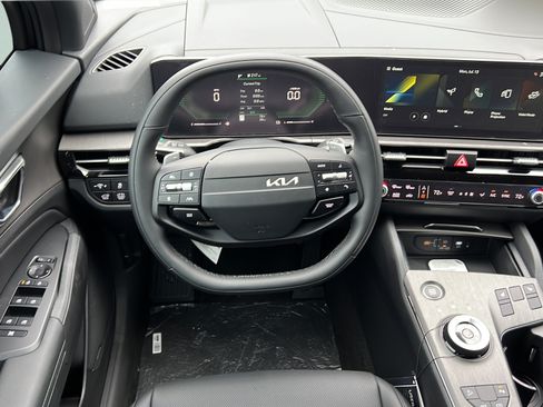 New 2026 Kia Sportage X-Line AWD/4WD image 11