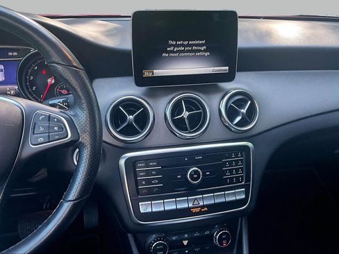 Used 2019 Mercedes-Benz GLA 250 4MATIC image 7