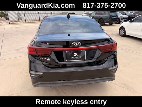 Used 2020 Kia Forte Sedan FWD image 3