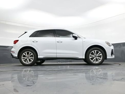 Used 2022 Audi Q3 2.0T Premium Plus w/ Premium Plus Package image 30