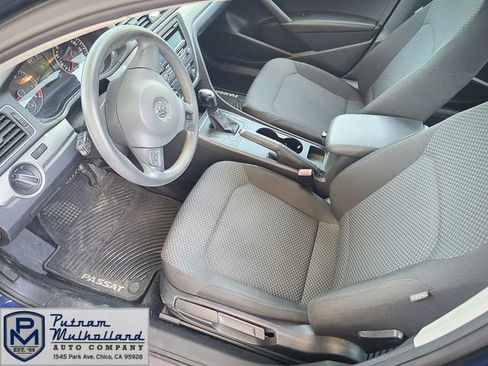 Used 2014 Volkswagen Passat 1.8T S image 9