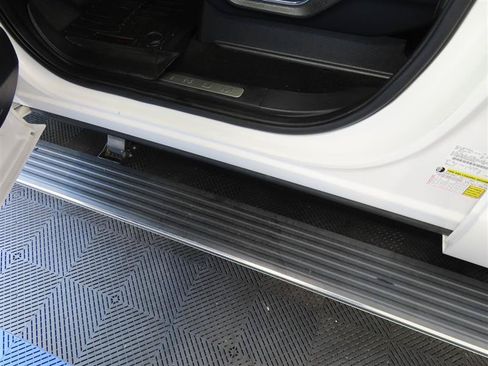 Used 2019 Ford Expedition Platinum AWD/4WD image 17