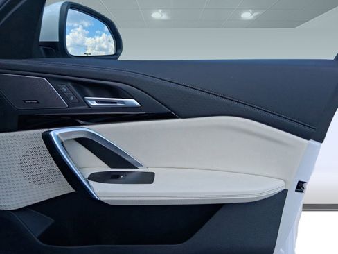 Used 2026 BMW X2 xDrive28i w/ Technology Package image 30