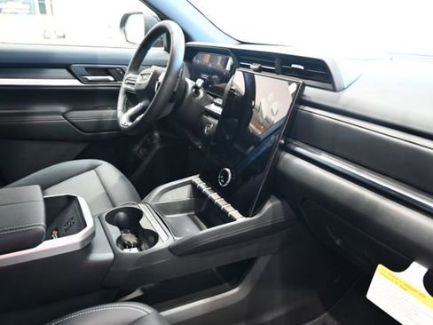 New 2026 GMC Terrain Elevation w/ Elevation Premium Package FWD image 13