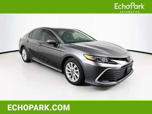 Used 2024 Toyota Camry LE image 1