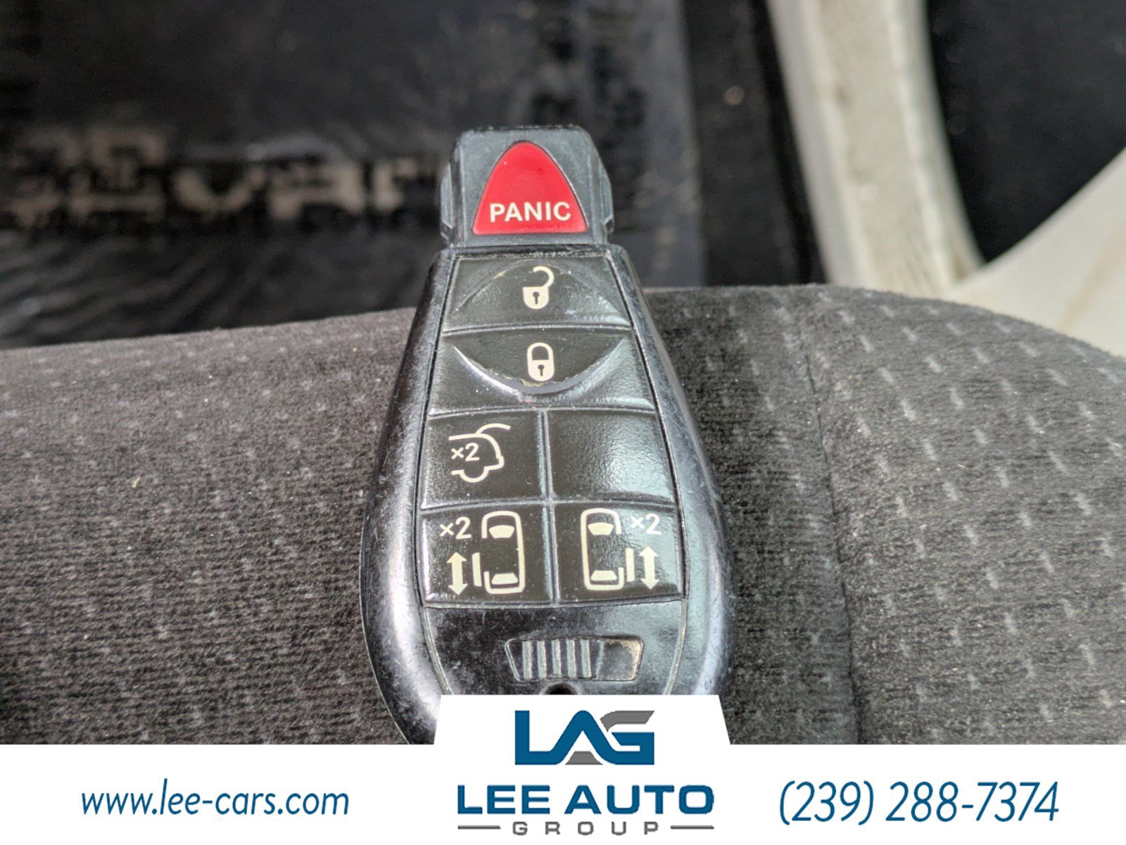 Used 2013 Dodge Grand Caravan SXT w/ Entertainment Group 1 FWD image 25