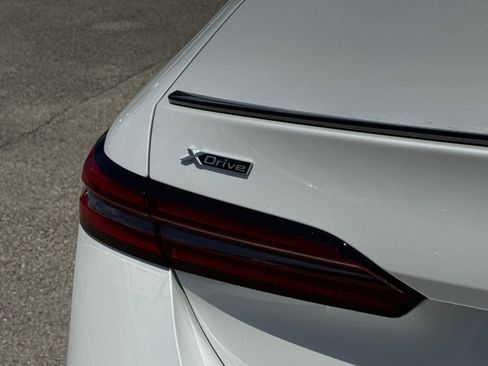 New 2027 BMW 550e xDrive AWD/4WD image 10