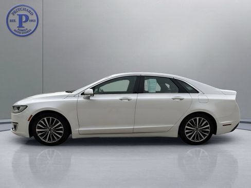 Used 2017 Lincoln MKZ Premiere FWD image 4