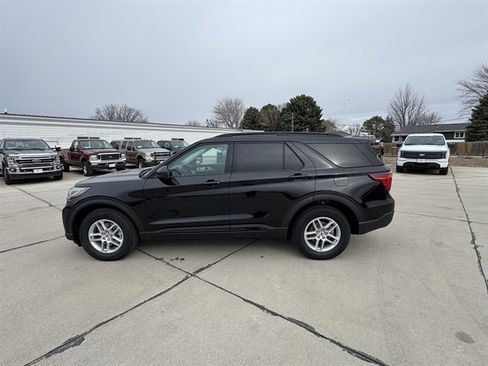 New 2026 Ford Explorer Active AWD/4WD image 6