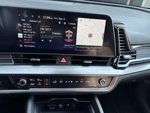 Certified 2025 Kia Sportage EX w/ EX Premium Package AWD/4WD image 15