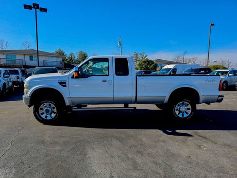 Used 2010 Ford F250 Lariat image 5