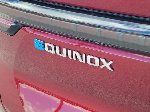Used 2025 Chevrolet Equinox EV LT w/ Convenience Package FWD image 5