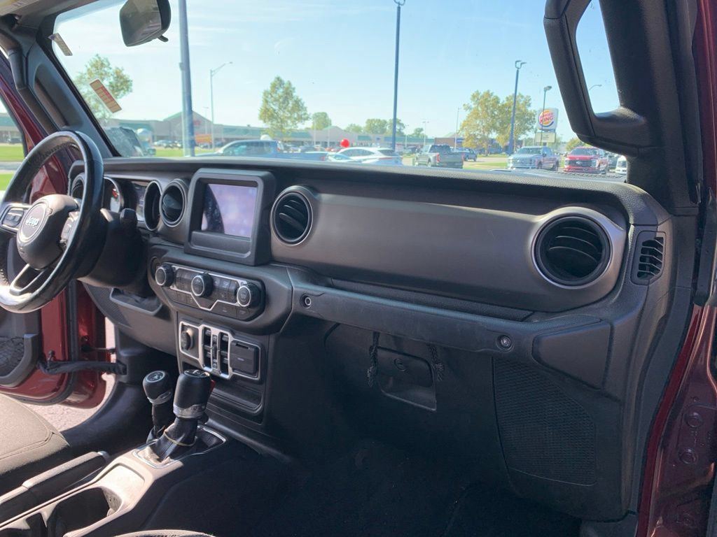 Used 2021 Jeep Gladiator Sport AWD/4WD image 24