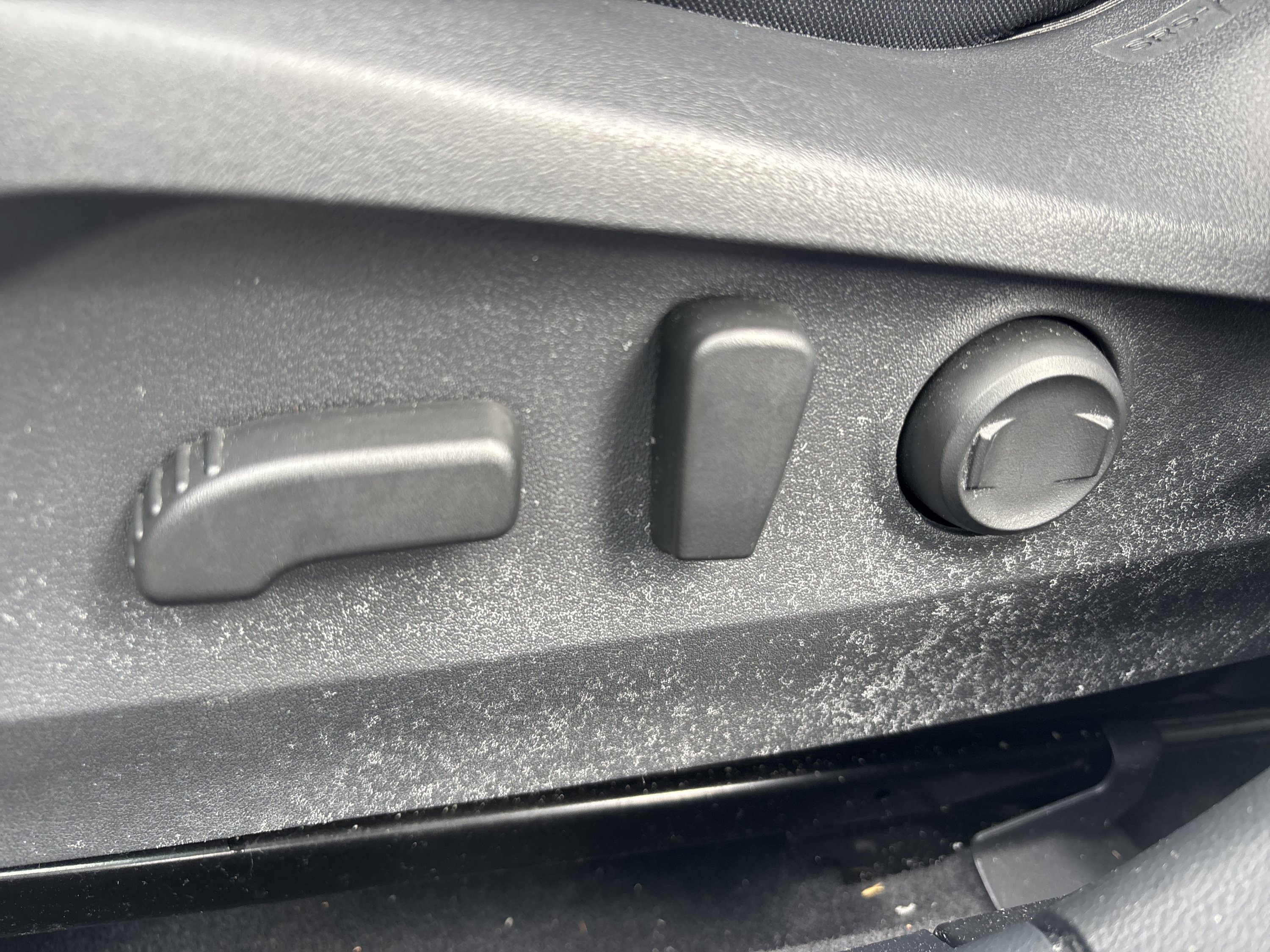 Used 2025 Subaru Outback Premium AWD/4WD image 14