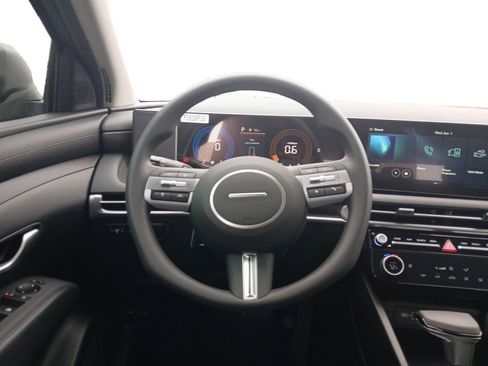 New 2026 Hyundai Tucson SEL FWD image 12