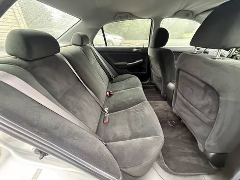 Used 2006 Honda Accord VP image 14