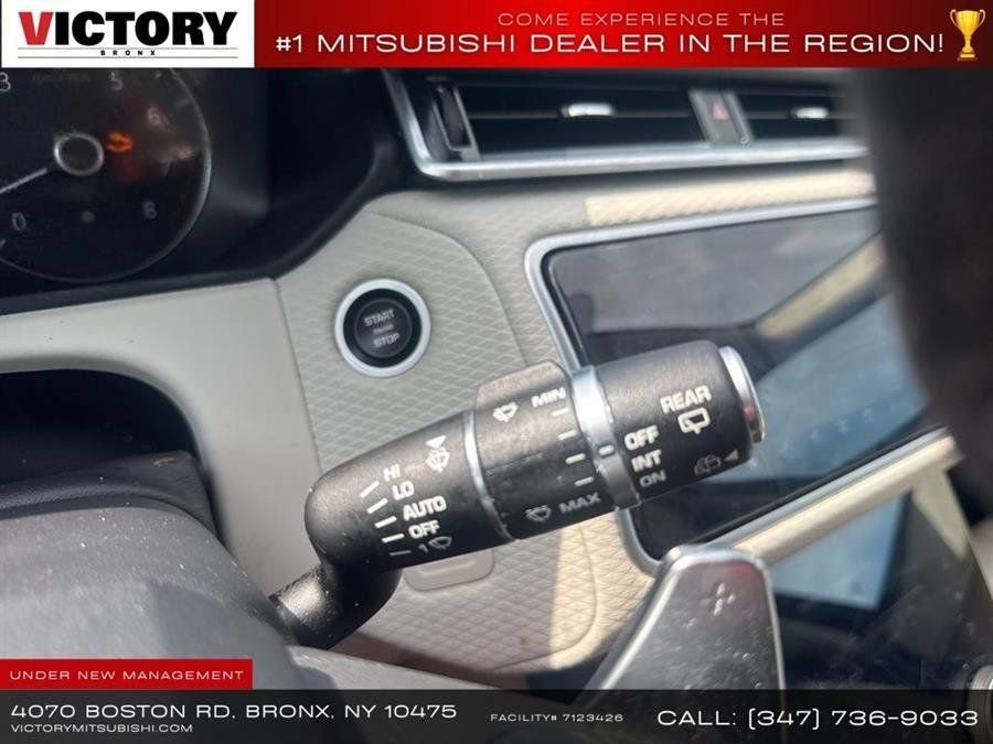 Used 2020 Land Rover Range Rover Velar R-Dynamic S AWD/4WD image 37
