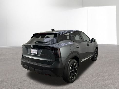 New 2025 Nissan Kicks SV image 34
