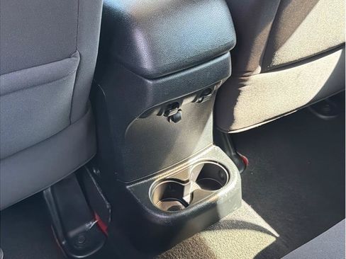 Used 2015 Jeep Wrangler Unlimited Sport AWD/4WD image 23