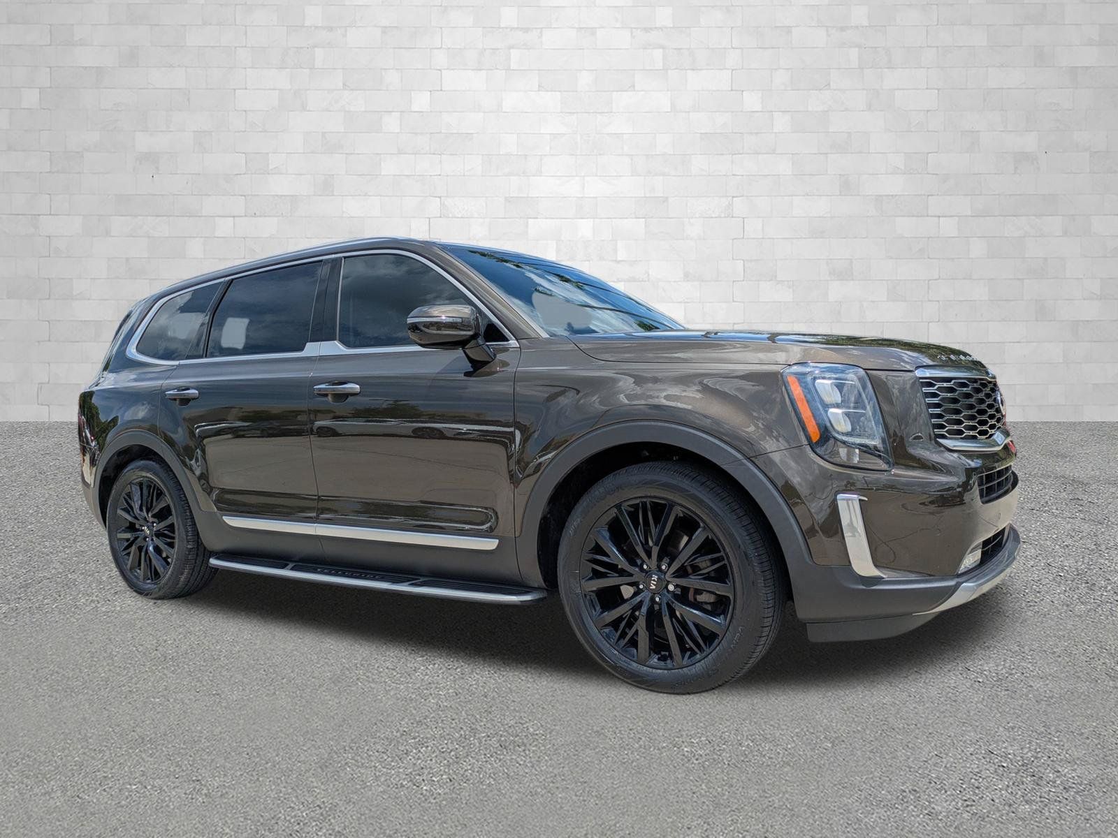 Used 2021 Kia Telluride SX w/ Towing Package FWD image 1