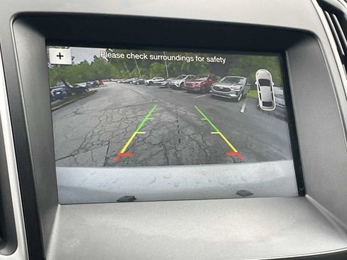 Used 2018 Ford Edge SEL w/ Equipment Group 201A AWD/4WD image 17