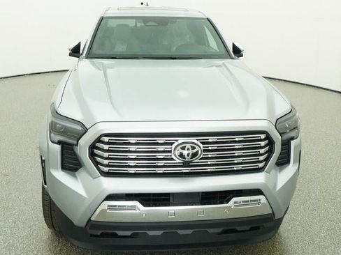 New 2026 Toyota Tacoma Limited AWD/4WD image 15