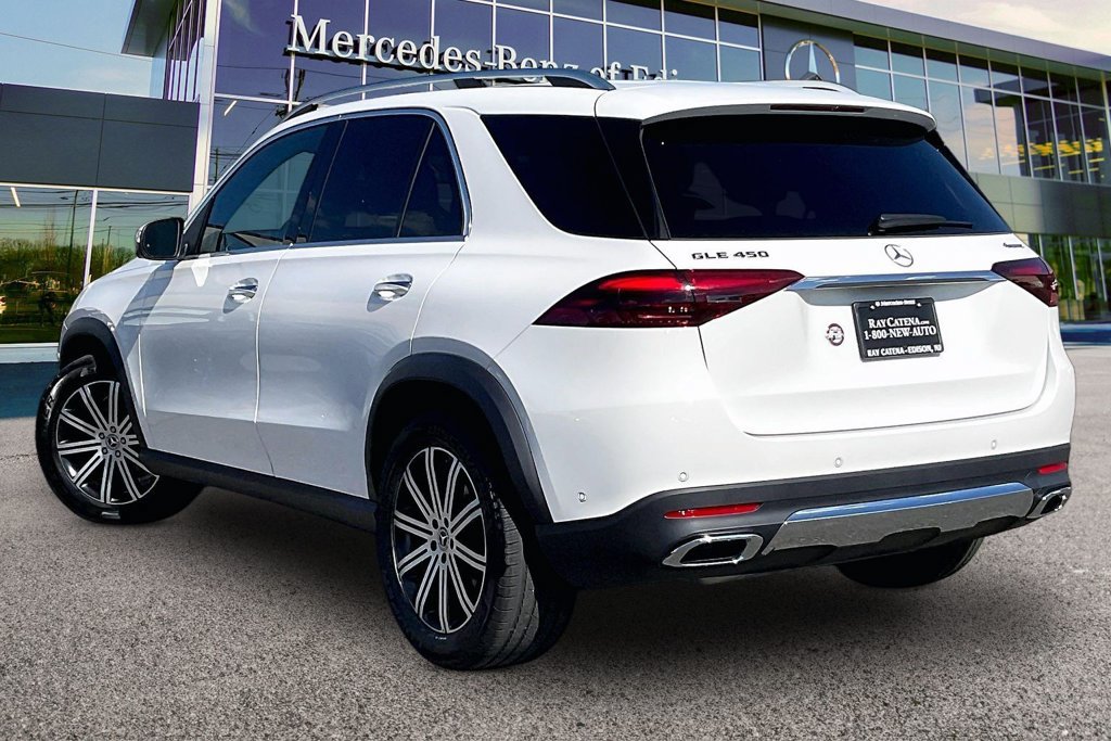 Certified 2025 Mercedes-Benz GLE 450 4MATIC image 2