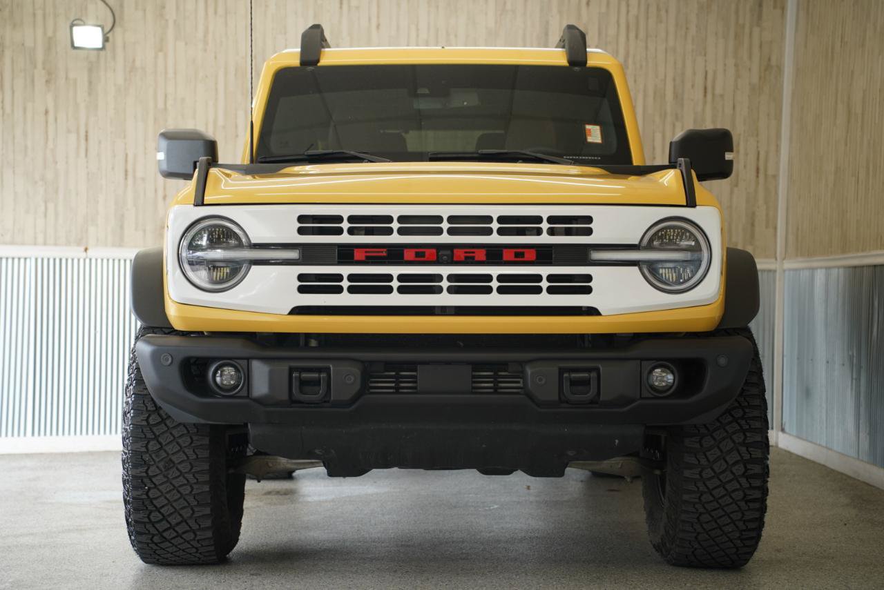 Used 2024 Ford Bronco Heritage Edition AWD/4WD image 3