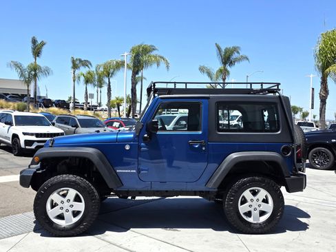 Used 2010 Jeep Wrangler Sport AWD/4WD image 2