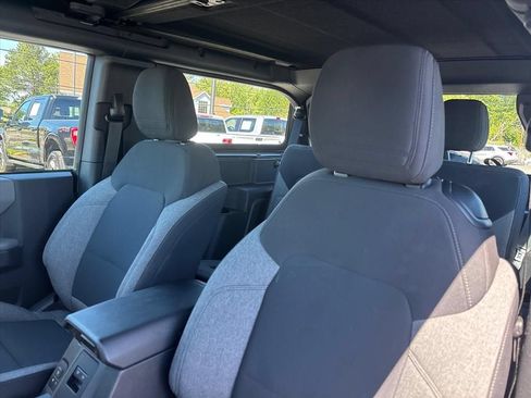 Used 2021 Ford Bronco 2-Door AWD/4WD image 39